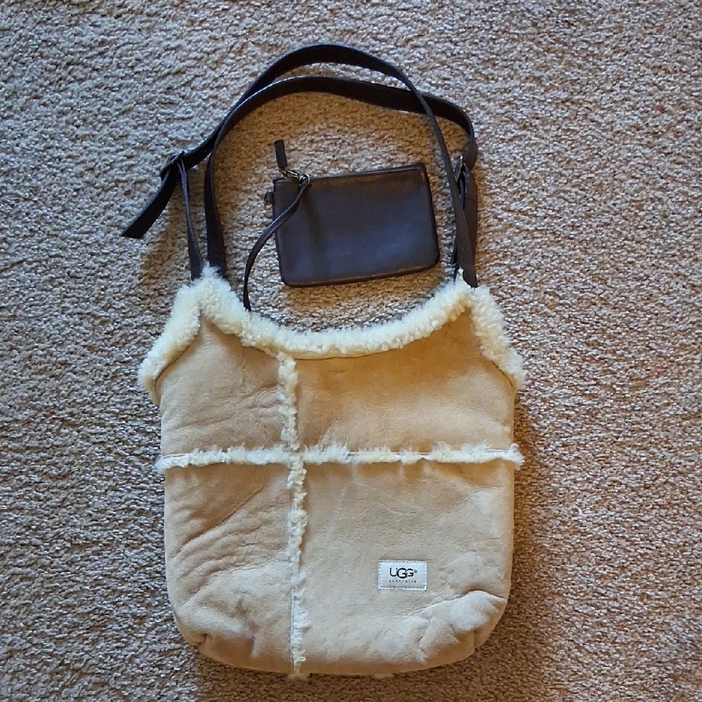 UGG Australia Sheepskin Suede Shearling Tote Hobo Shoulder Bag Matching Wristlet - Picture 5 of 14